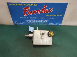 Used Master cylinder Opel Movano 2.3 CDTi Biturbo 16V FWD Price on request offered by Benelux Zwijndrecht B.V.