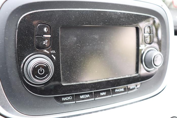 Affichage navigation d'un Fiat 500X (334) 1.4 Multi Air 16V 2016