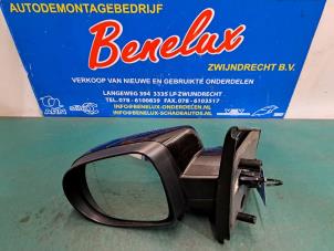 Used Wing mirror, left Renault Twingo II (CN) 1.2 16V Price on request offered by Benelux Zwijndrecht B.V.