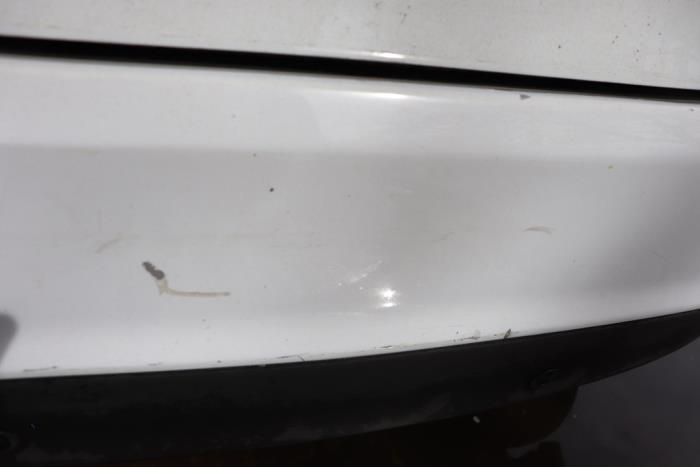Zderzak tylny z Ford Fiesta 6 (JA8) 1.25 16V 2009