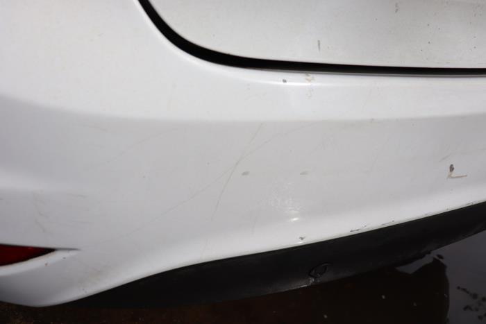 Zderzak tylny z Ford Fiesta 6 (JA8) 1.25 16V 2009