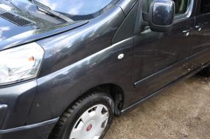 Used Front wing, left Fiat Scudo (270) 2.0 D Multijet Price on request offered by Benelux Zwijndrecht B.V.