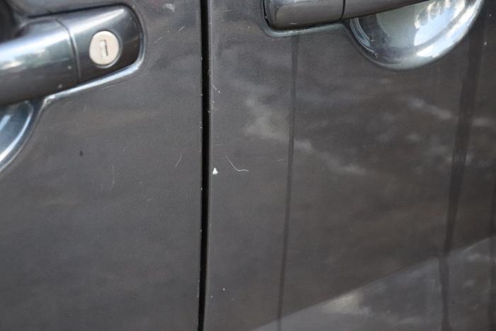 Porte latérale gauche d'un Fiat Scudo (270) 2.0 D Multijet 2014