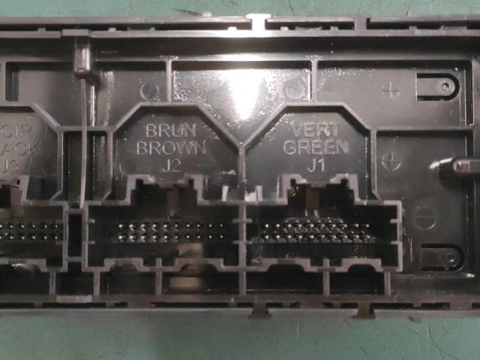 Module climatronic from a Opel Karl 1.0 12V 2019
