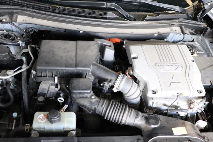 Engine Mitsubishi Outlander 2.0 16V PHEV 4x4 - 1000C486 4B11