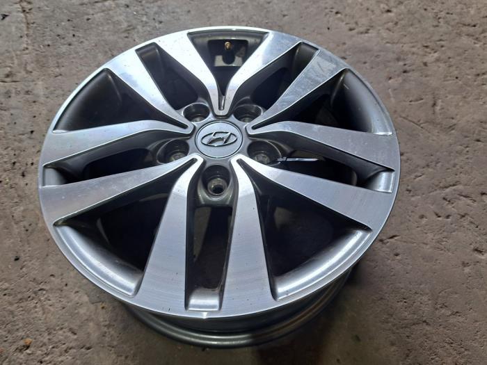 Gebrauchte Felge Hyundai i30 Wagon (PDEF) 1.0 T-GDI 12V Preis € 125,00 Margenregelung angeboten von Benelux Zwijndrecht B.V.