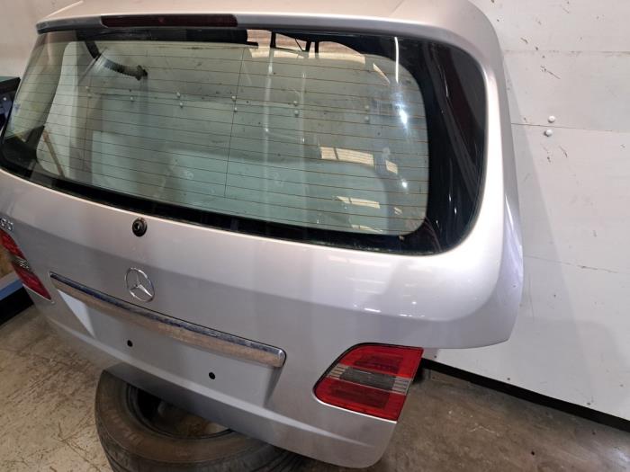 Heckklappe van een Mercedes-Benz B (W245) 2.0 B-200 16V 2005