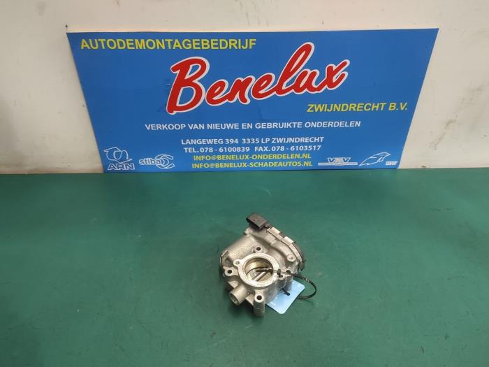 Usagé Boitier papillon Renault Megane IV Estate (RFBK) 1.3 TCE 115 16V Prix sur demande proposé par Benelux Zwijndrecht B.V.