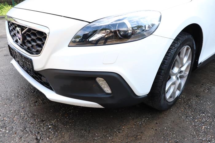 Front end, complete Volvo V40 Cross Country 2.0 T3 16V - 31424258
