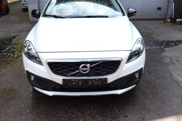Begagnade Front (komplett) Volvo V40 Cross Country (MZ) 2.0 T3 16V Pris på förfrågan erbjuds av Benelux Zwijndrecht B.V.