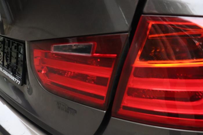 Taillight, right from a BMW 3 serie (F30) 320i 2.0 16V 2012