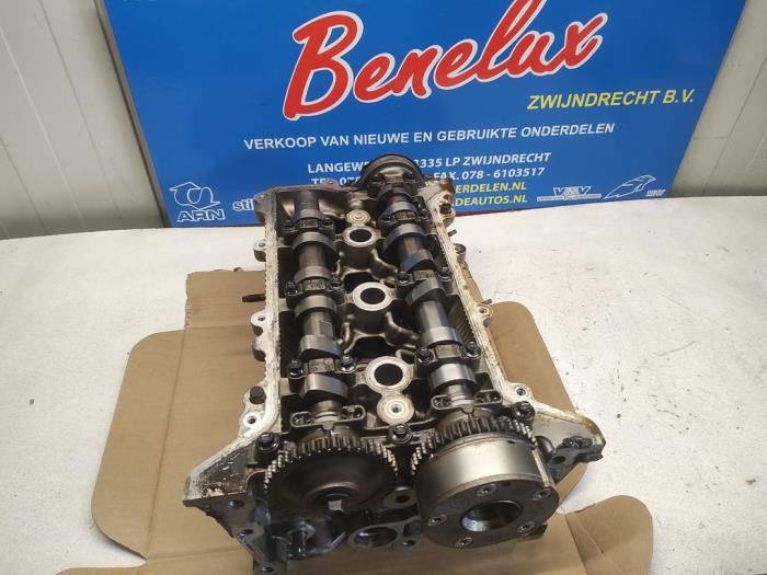 Begagnade Topplock Renault Twingo III (AH) 1.0 SCe 70 12V Pris på förfrågan erbjuds av Benelux Zwijndrecht B.V.