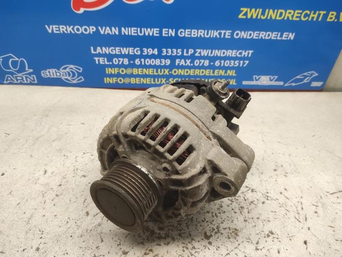 Begagnade Dynamo Toyota Hilux IV Pris på förfrågan erbjuds av Benelux Zwijndrecht B.V.