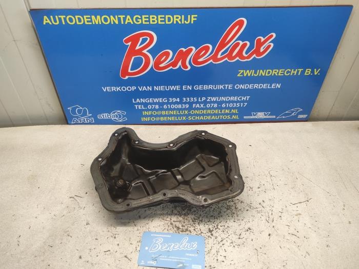 Usagé Couvercle carter Renault Kangoo/Grand Kangoo (KW) 1.2 16V TCE Prix sur demande proposé par Benelux Zwijndrecht B.V.