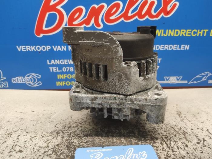 Dynamo från en BMW 3 serie Touring (E91) 318d 16V 2008