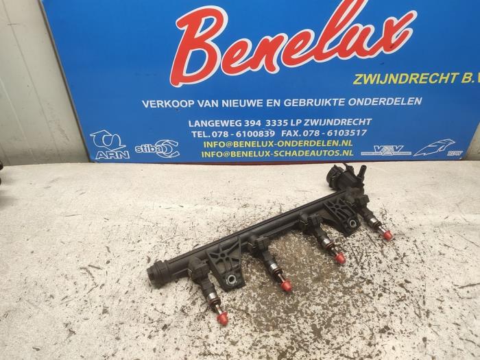 Usagé Système d'injection Renault Megane III Coupe (DZ) 1.4 16V TCe 130 Prix sur demande proposé par Benelux Zwijndrecht B.V.