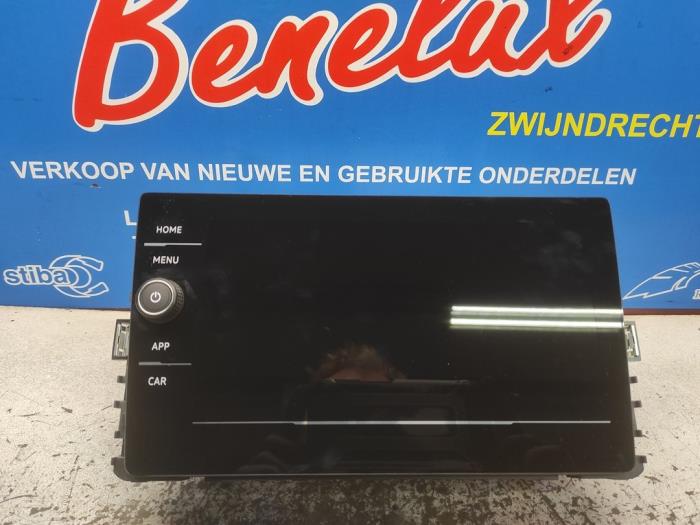 Used Interior display Volkswagen Polo VI (AW1) Price € 850,00 Margin scheme offered by Benelux Zwijndrecht B.V.