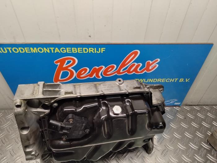 Usagé Couvercle carter Seat Ateca (5FPX) 1.4 TSI 16V Prix sur demande proposé par Benelux Zwijndrecht B.V.