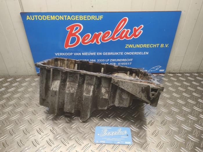 Usagé Couvercle carter Audi A6 (C6) 2.0 T FSI 16V Prix sur demande proposé par Benelux Zwijndrecht B.V.