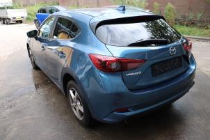 Usados Parachoques trasero Mazda 3 (BM/BN) 2.2 SkyActiv-D 150 16V Precio € 250,00 Norma de margen ofrecido por Benelux Zwijndrecht B.V.