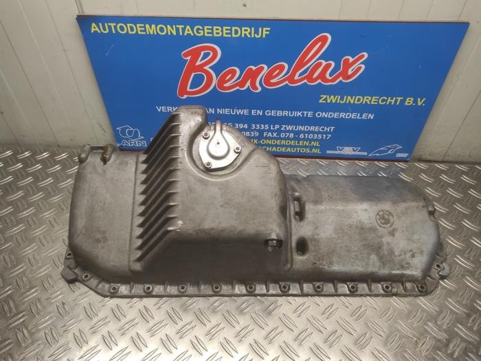 Gebrauchte Ölwanne BMW 6 serie (E24) 635 CSi Preis auf Anfrage angeboten von Benelux Zwijndrecht B.V.