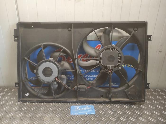 Gebrauchte Kühlerventilator Volkswagen Passat (362) 1.4 TSI 16V Preis auf Anfrage angeboten von Benelux Zwijndrecht B.V.