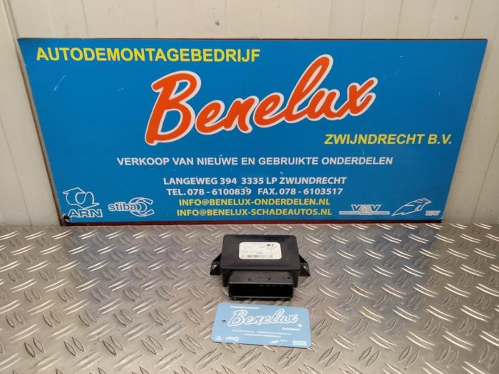 Używane Modul hamulca postojowego Mazda 3 (BM/BN) 2.2 SkyActiv-D 150 16V Cena na żądanie oferowane przez Benelux Zwijndrecht B.V.
