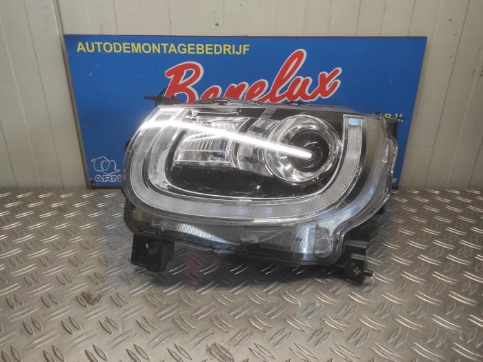 Używane Reflektor lewy Suzuki Ignis (MF) 1.2 Dual Jet 16V Cena € 550,00 Procedura marży oferowane przez Benelux Zwijndrecht B.V.