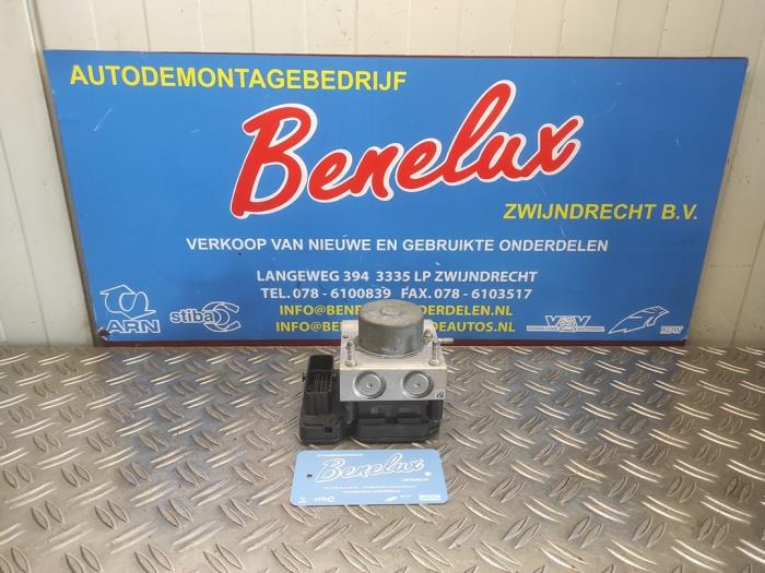 Usagé Pompe ABS Suzuki Celerio (LF) 1.0 12V Dualjet Prix sur demande proposé par Benelux Zwijndrecht B.V.