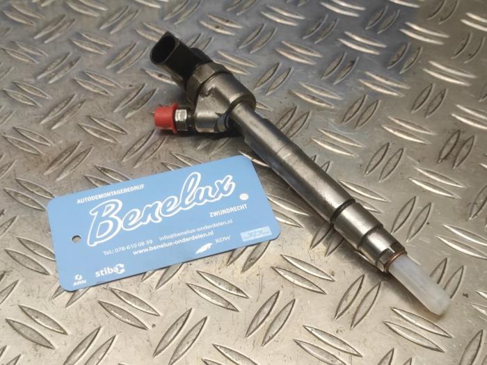 Usagé Injecteurs Volkswagen Transporter T6 2.0 TDI 150 Prix sur demande proposé par Benelux Zwijndrecht B.V.