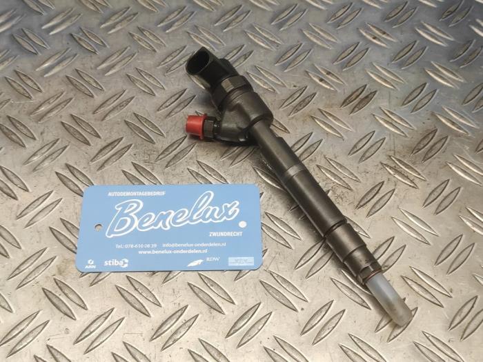 Usagé Injecteurs Volkswagen Transporter T6 2.0 TDI 150 Prix sur demande proposé par Benelux Zwijndrecht B.V.