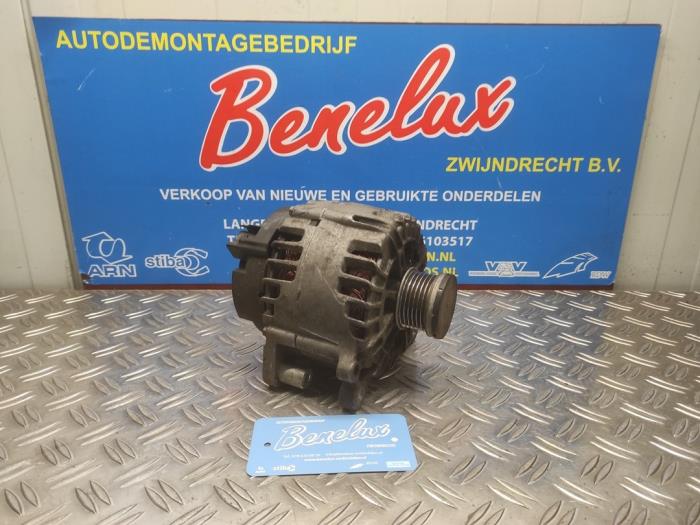 Begagnade Dynamo Volkswagen Golf VI (5K1) 1.4 TSI 122 16V Pris på förfrågan erbjuds av Benelux Zwijndrecht B.V.