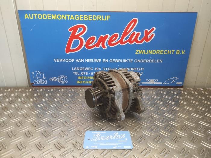 Gebrauchte Dynamo Nissan Micra (K13) 1.2 12V DIG-S Preis auf Anfrage angeboten von Benelux Zwijndrecht B.V.