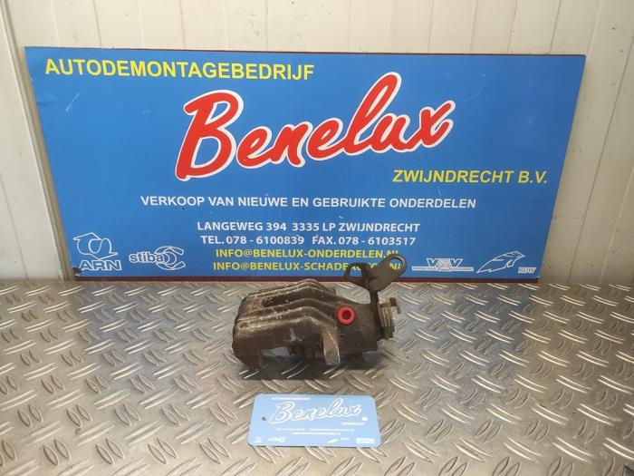 Gebrauchte Bremszange rechts hinten Volkswagen Eos (1F7/F8) 2.0 FSI 16V Preis € 20,00 Margenregelung angeboten von Benelux Zwijndrecht B.V.
