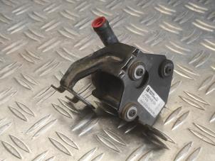 Extra vattenpump från en Ford B-Max (JK8) 1.0 EcoBoost 12V 100 2013