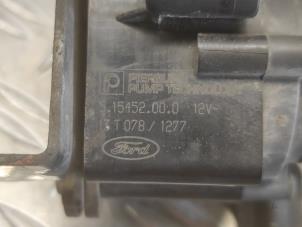 Extra vattenpump från en Ford B-Max (JK8) 1.0 EcoBoost 12V 100 2013
