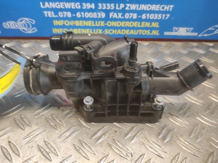 Begagnade Termostathus Ford Transit Connect (PJ2) 1.5 EcoBlue Pris på förfrågan erbjuds av Benelux Zwijndrecht B.V.