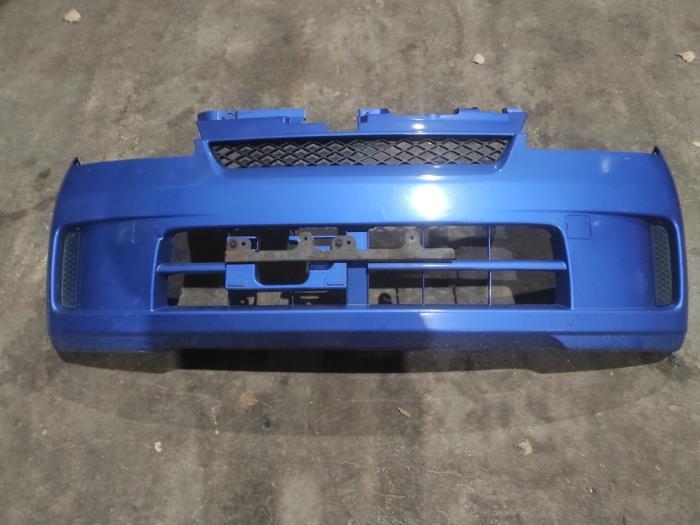 Usados Parachoques Daihatsu Cuore (L251/271/276) 1.0 12V DVVT Precio de solicitud ofrecido por Benelux Zwijndrecht B.V.