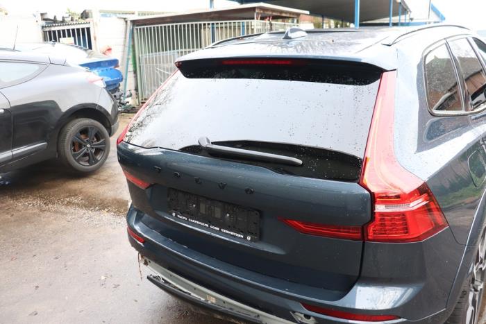 Gebrauchte Heckklappe Volvo XC60 II (UZ) 2.0 T6 16V Recharge, Twin Engine AWD Preis auf Anfrage angeboten von Benelux Zwijndrecht B.V.