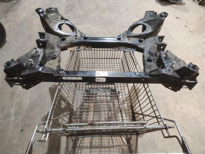 Begagnade Underram BMW 3 serie (G20) 320e 2.0 TwinPower Turbo 16V Pris på förfrågan erbjuds av Benelux Zwijndrecht B.V.