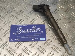 Injecteurs d'un Mercedes-Benz Vito (639.6) 2.2 109 CDI 16V 2009