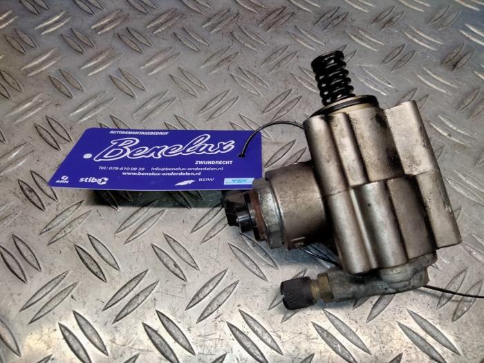 Gebrauchte Kraftstoffpumpe Mechanisch Volkswagen Golf V (1K1) 2.0 FSI 16V Preis auf Anfrage angeboten von Benelux Zwijndrecht B.V.