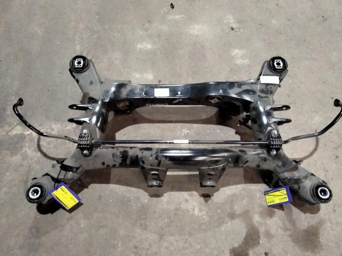 Begagnade Underram BMW 3 serie (G20) 320e 2.0 TwinPower Turbo 16V Pris på förfrågan erbjuds av Benelux Zwijndrecht B.V.