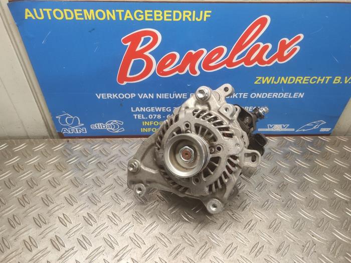 Begagnade Dynamo Suzuki Swift (ZC/ZD) 1.2 Dual Jet 16V Smart Hybrid Pris på förfrågan erbjuds av Benelux Zwijndrecht B.V.