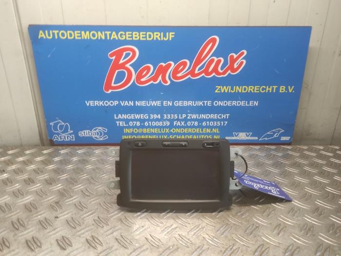 Używane System nawigacji Renault Trafic (1FL/2FL/3FL/4FL) 1.6 dCi 120 Twin Turbo Cena na żądanie oferowane przez Benelux Zwijndrecht B.V.