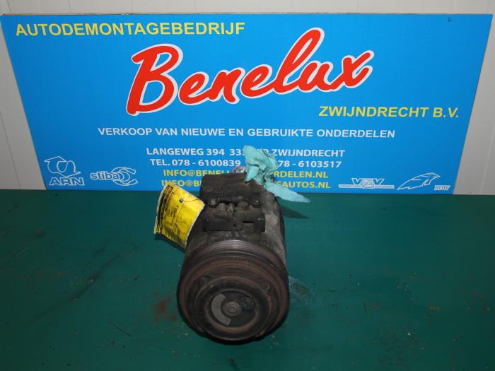 Usagé Pompe clim Mercedes Sprinter 2t (901/902) 211 CDI 16V Prix sur demande proposé par Benelux Zwijndrecht B.V.