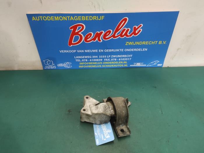 Usagé Support moteur Fiat Punto II (188) 1.2 16V 3-Drs. Prix sur demande proposé par Benelux Zwijndrecht B.V.