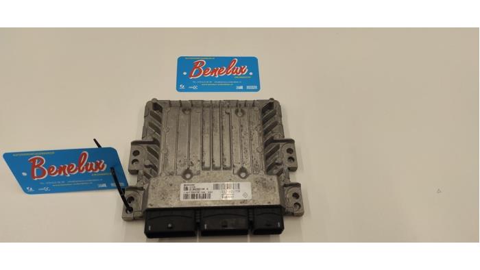 Used Engine management computer Dacia Duster (HS) 1.5 dCi 4x4 Price € 225,00 Margin scheme offered by Benelux Zwijndrecht B.V.