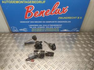 Begagnade Tändningslås + nyckel Fiat Scudo (270) 2.0 D Multijet Pris € 65,00 Marginaltabell erbjuds av Benelux Zwijndrecht B.V.