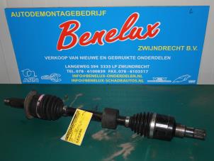 Used Front drive shaft, left Suzuki SX4 1.6 16V Price on request offered by Benelux Zwijndrecht B.V.